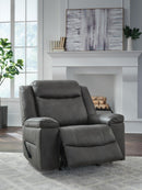 Status Check Recliner