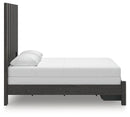 Fraluna Bedroom Set
