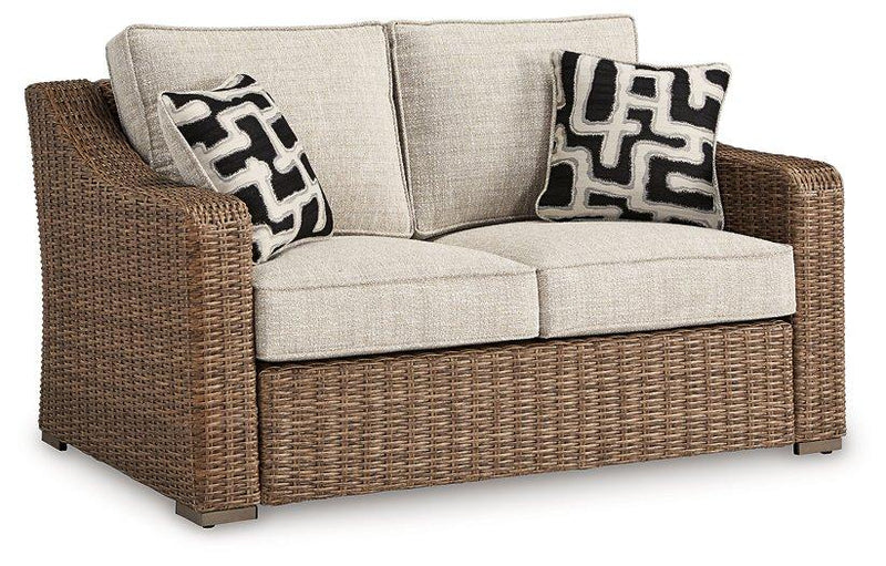 Beachcroft Outdoor Loveseat with Cushion