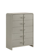 Aria Chest