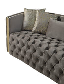 Naomi Sofa