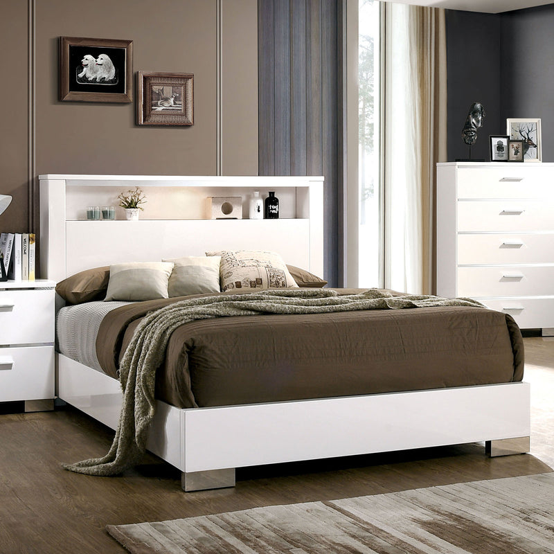 Malte White E.King Bed - Star USA Furniture Inc