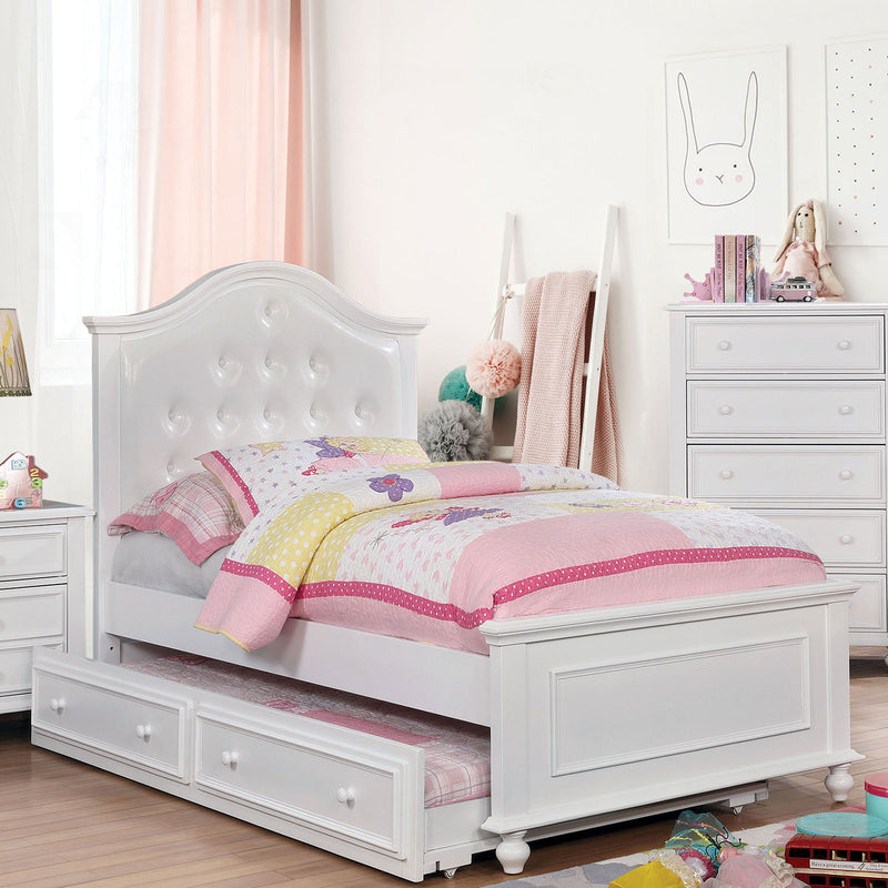 OLIVIA White Full Bed
