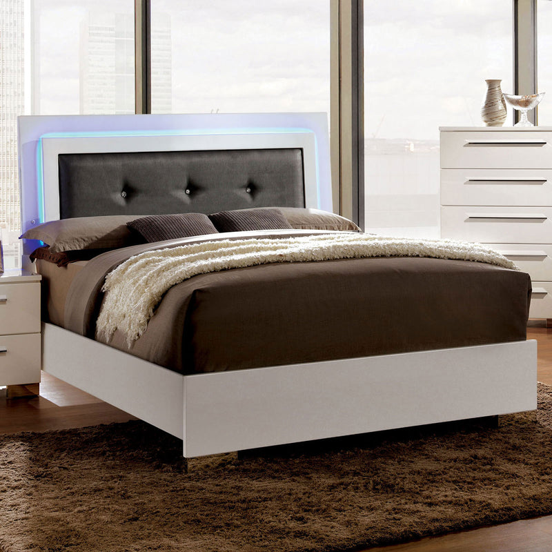 CLEMENTINE Glossy White Queen Bed