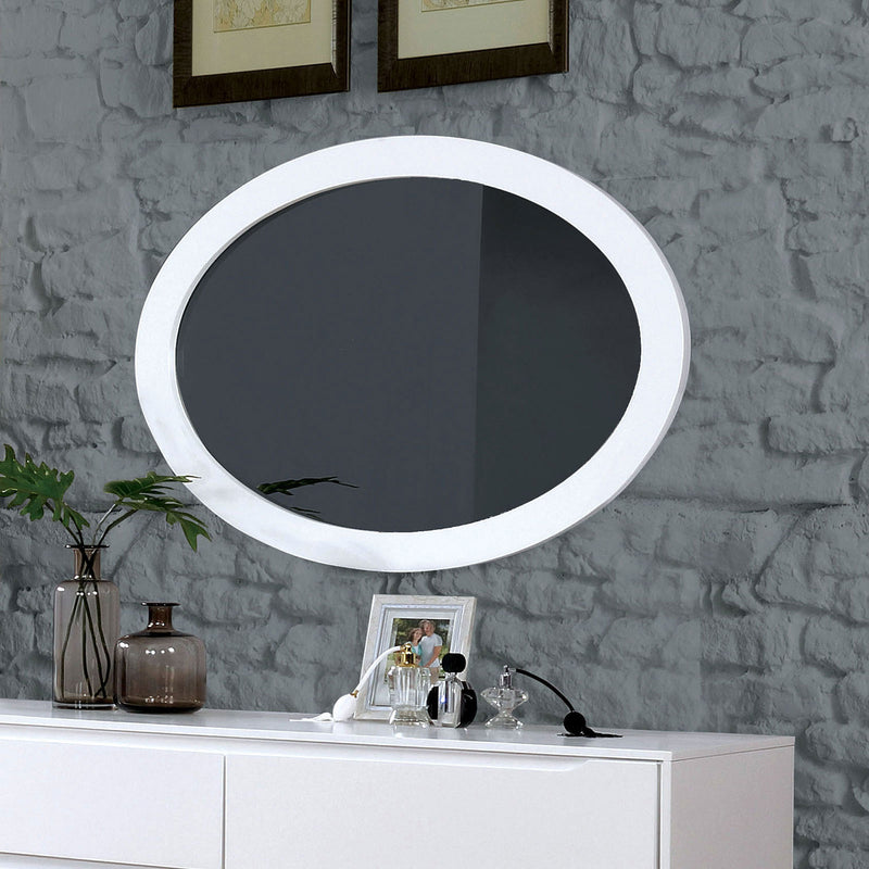 LENNART II White Oval Mirror