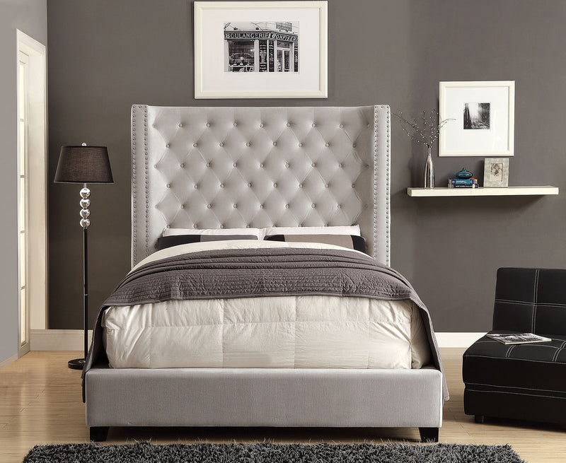 Mirabelle Ivory E.King Bed